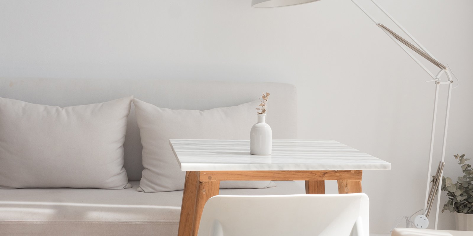 Kitchen cum dining attracts the guests!